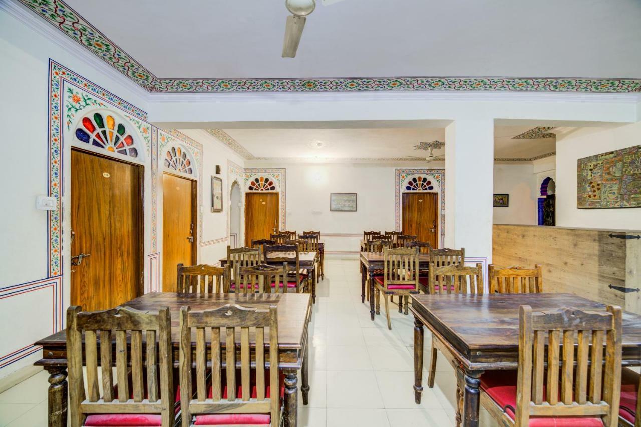 Oyo 40791 Hotel Hot N Fast Suratgarh Ngoại thất bức ảnh