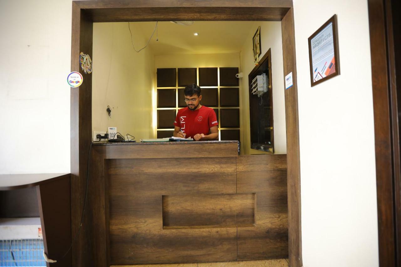 Oyo 40791 Hotel Hot N Fast Suratgarh Ngoại thất bức ảnh